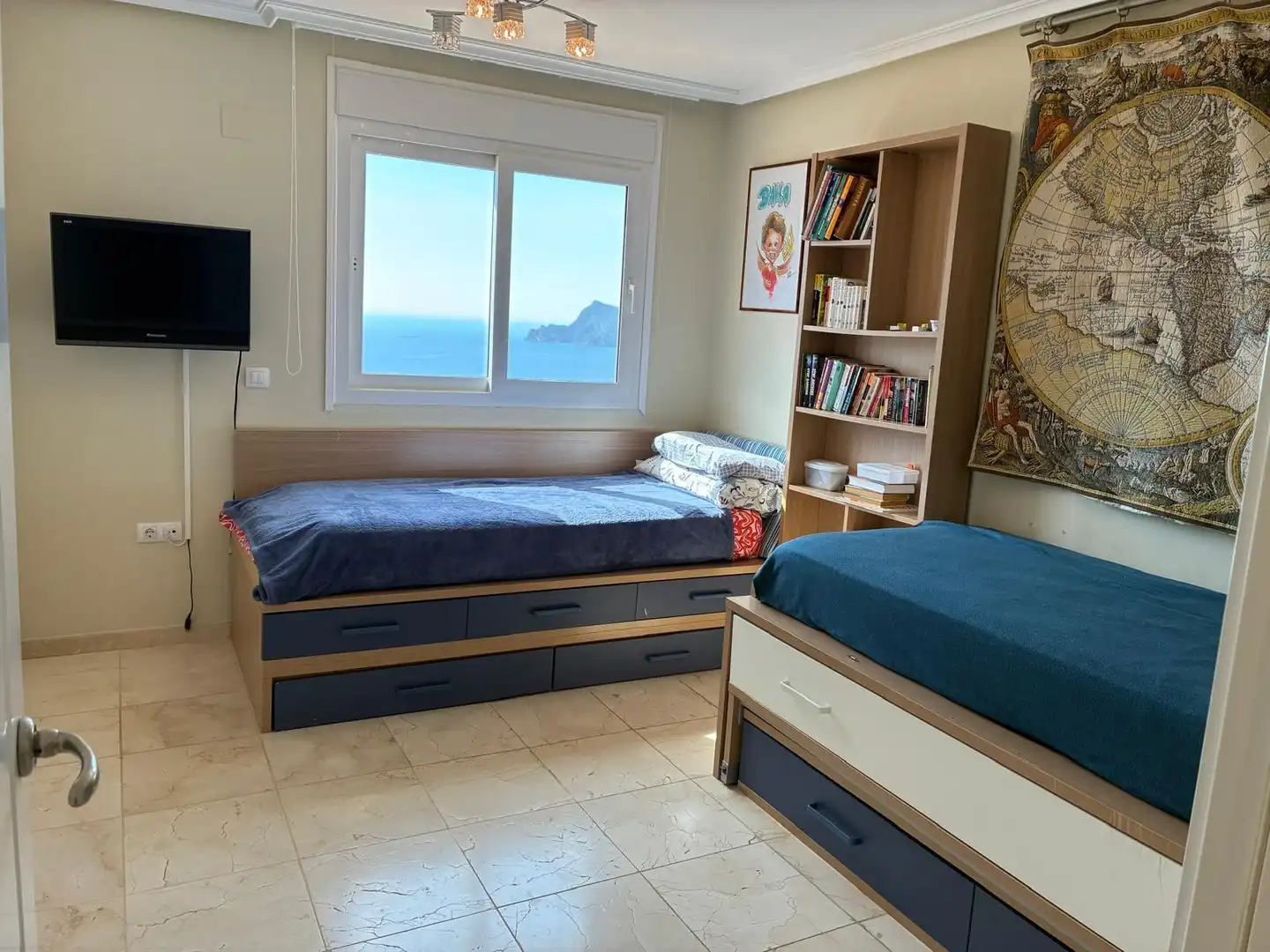 Schlafzimmer von Dachboden zum Verkauf in Altea mit Klimaanlage, Heizung und Möbliert