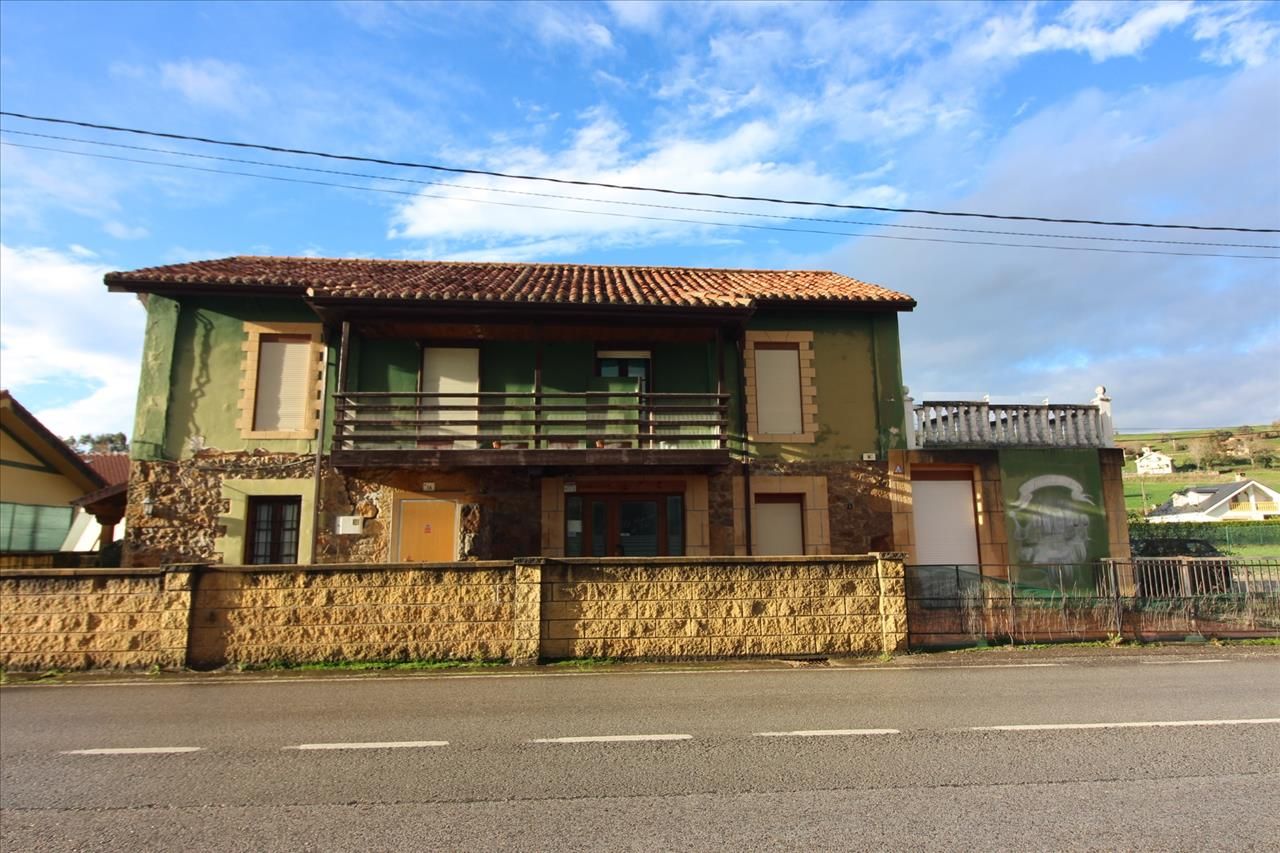 House or chalet for sale in Entrambasaguas