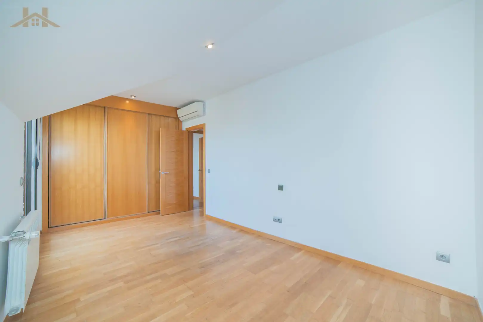 Ático en venta en Rivas-Vaciamadrid con Aire acondicionado, Calefacción y Jardín privado
