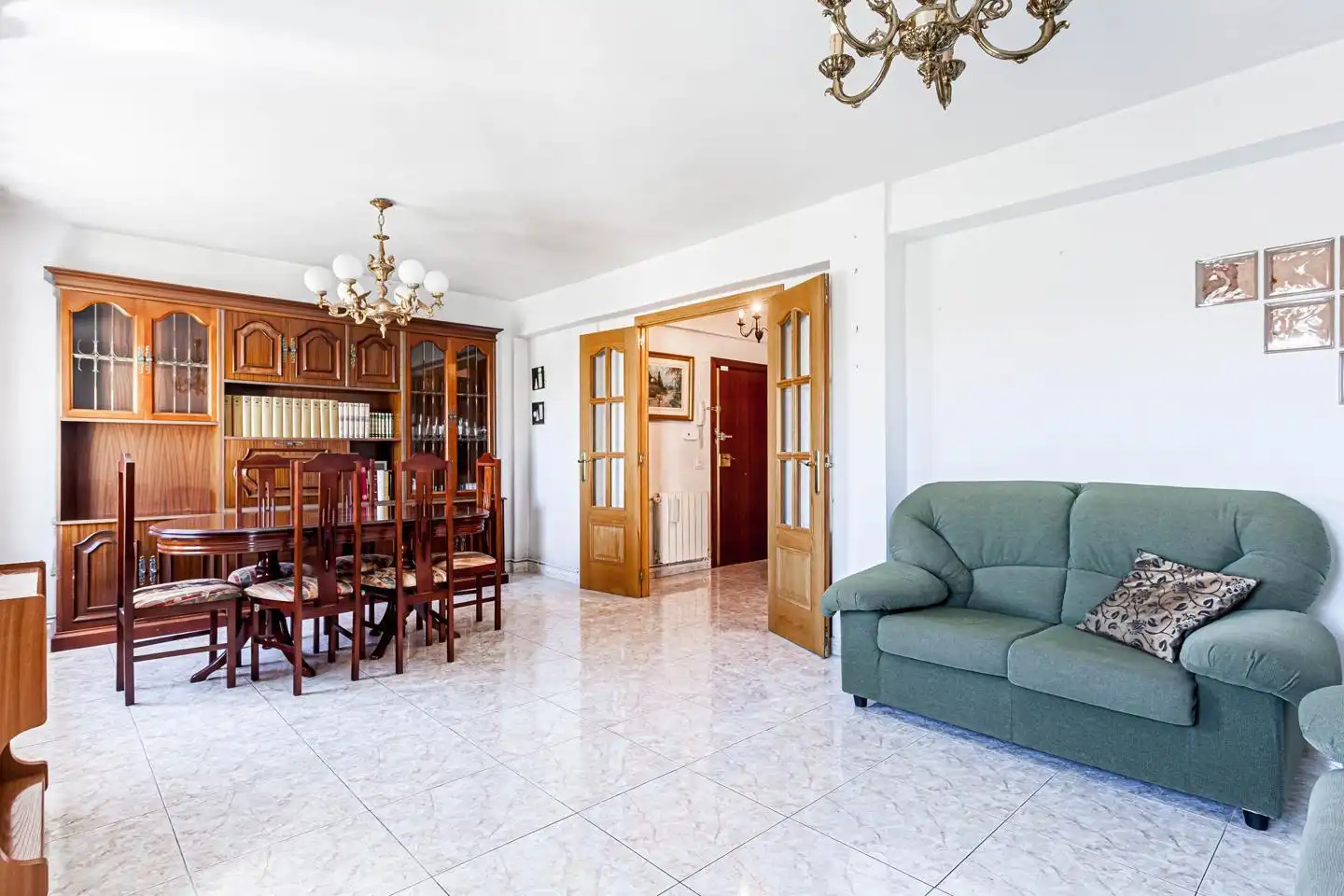 Comedor de Piso en venta en Madrid con Calefacción y Terraza