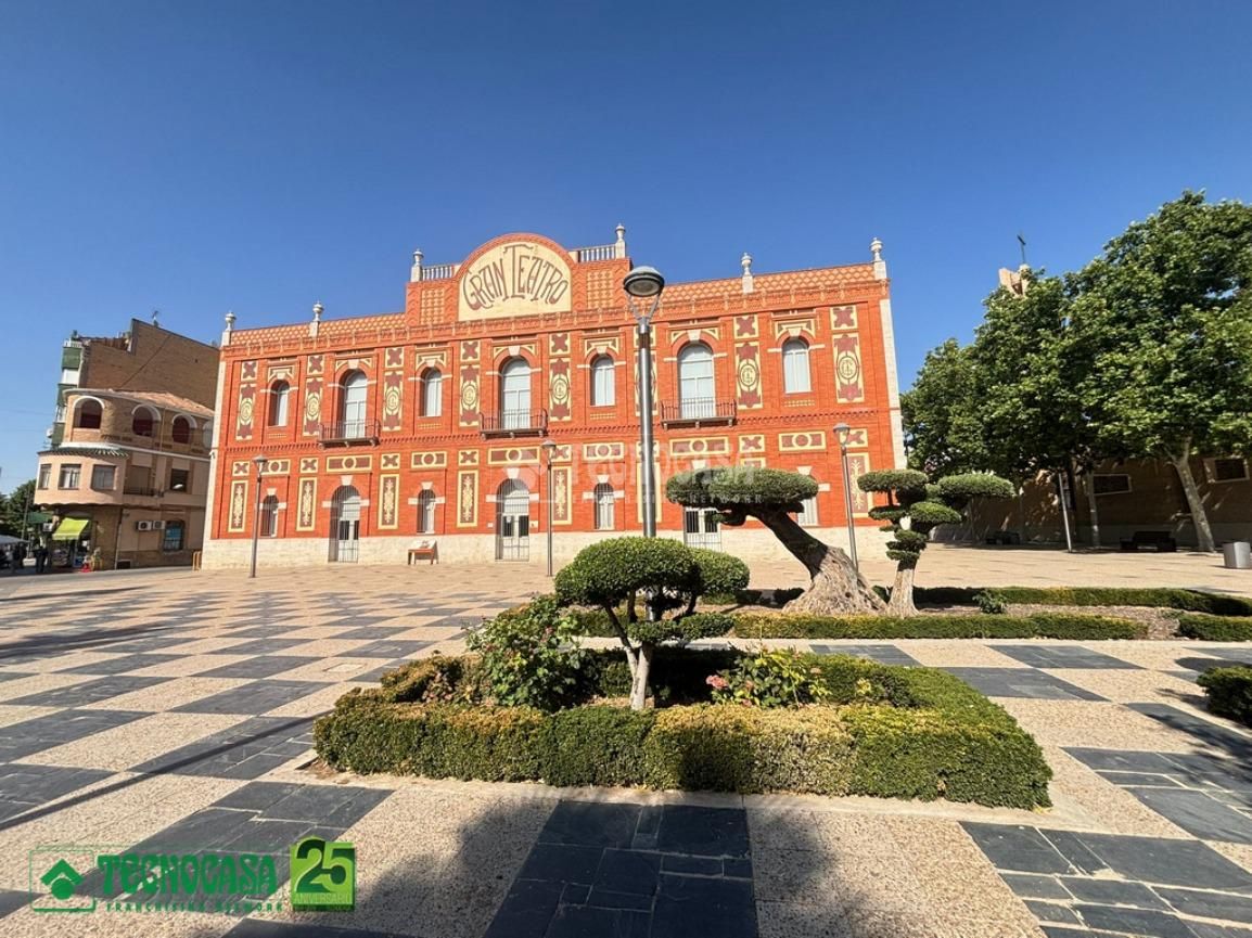 Exterior view of Single-family semi-detached for sale in Manzanares