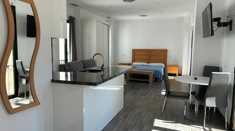 Foto 5 von Wohnung zur Miete in Centro, Estepona