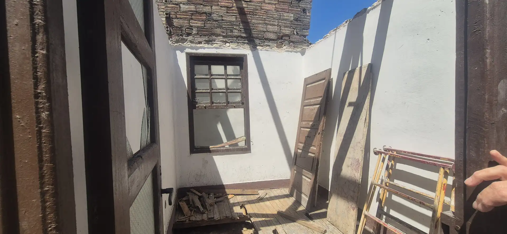 Vista exterior de Àtic en venda en Pontevedra Capital  amb Balcó