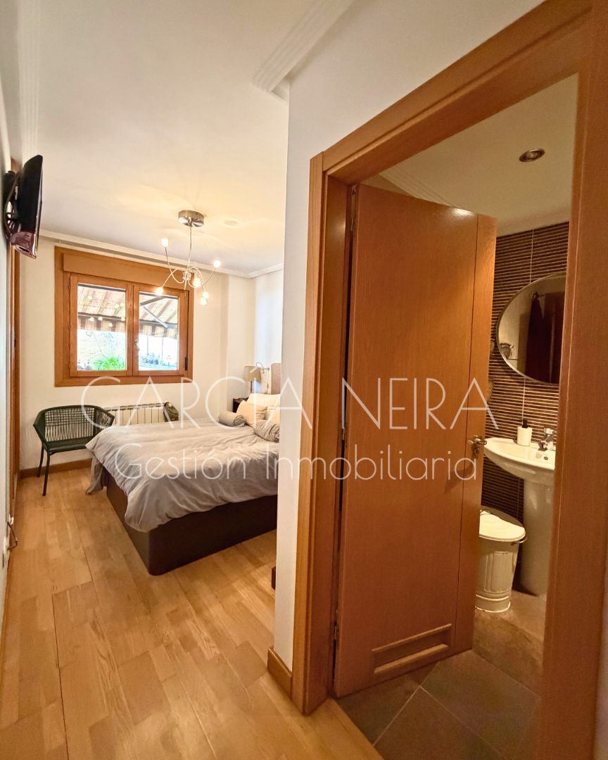 Bedroom of Flat for sale in Oviedo   with Heating, Parquet flooring and Terrace