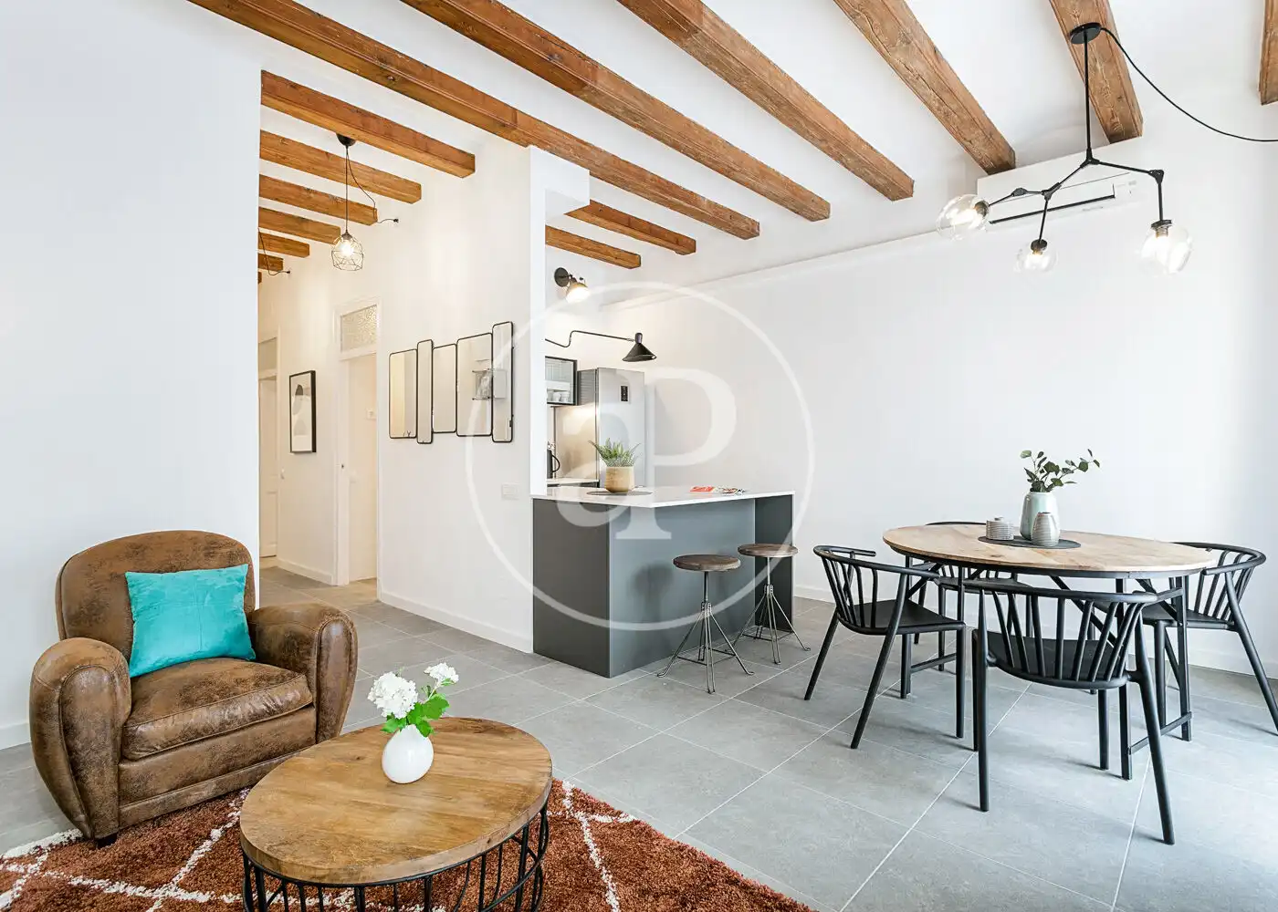 Piso con terraza en venta en Carrer de Girona, imagen 5