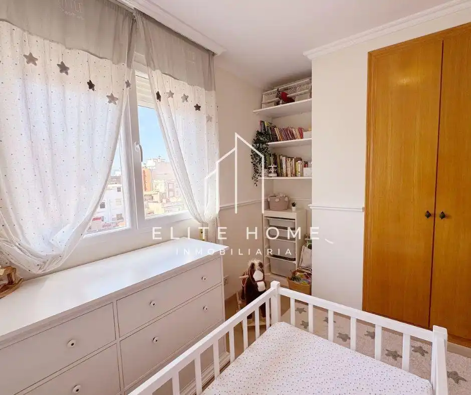Habitación de Dúplex en venta en Centro  