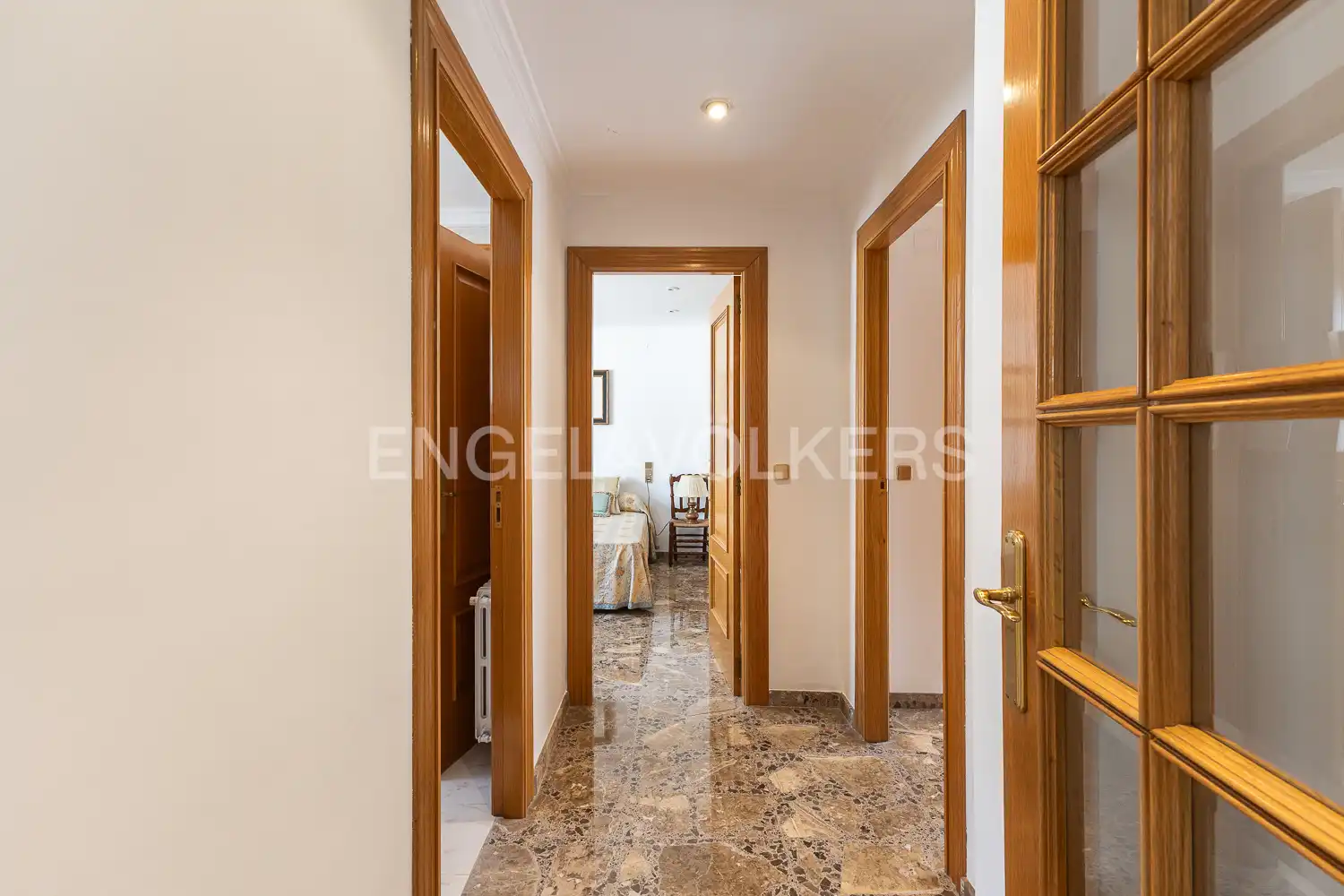 Piso con terraza en alquiler en Calle Sant bernat i les germanes, imagen 24