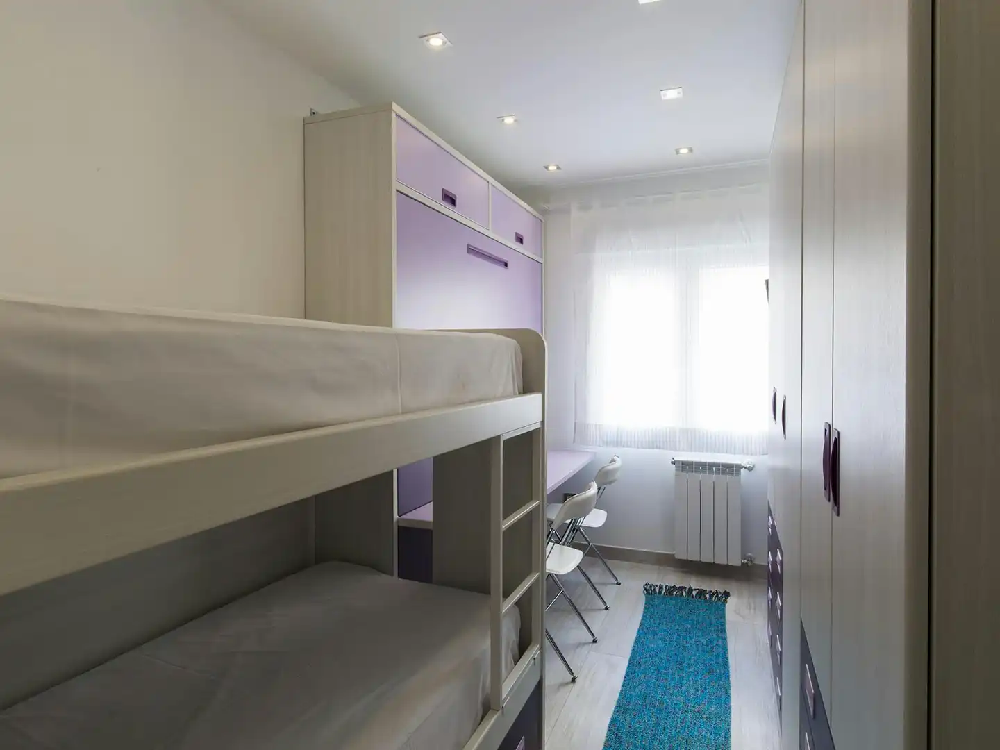 Schlafzimmer von Wohnung zur Miete in Madrid mit Klimaanlage, Heizung und Möbliert