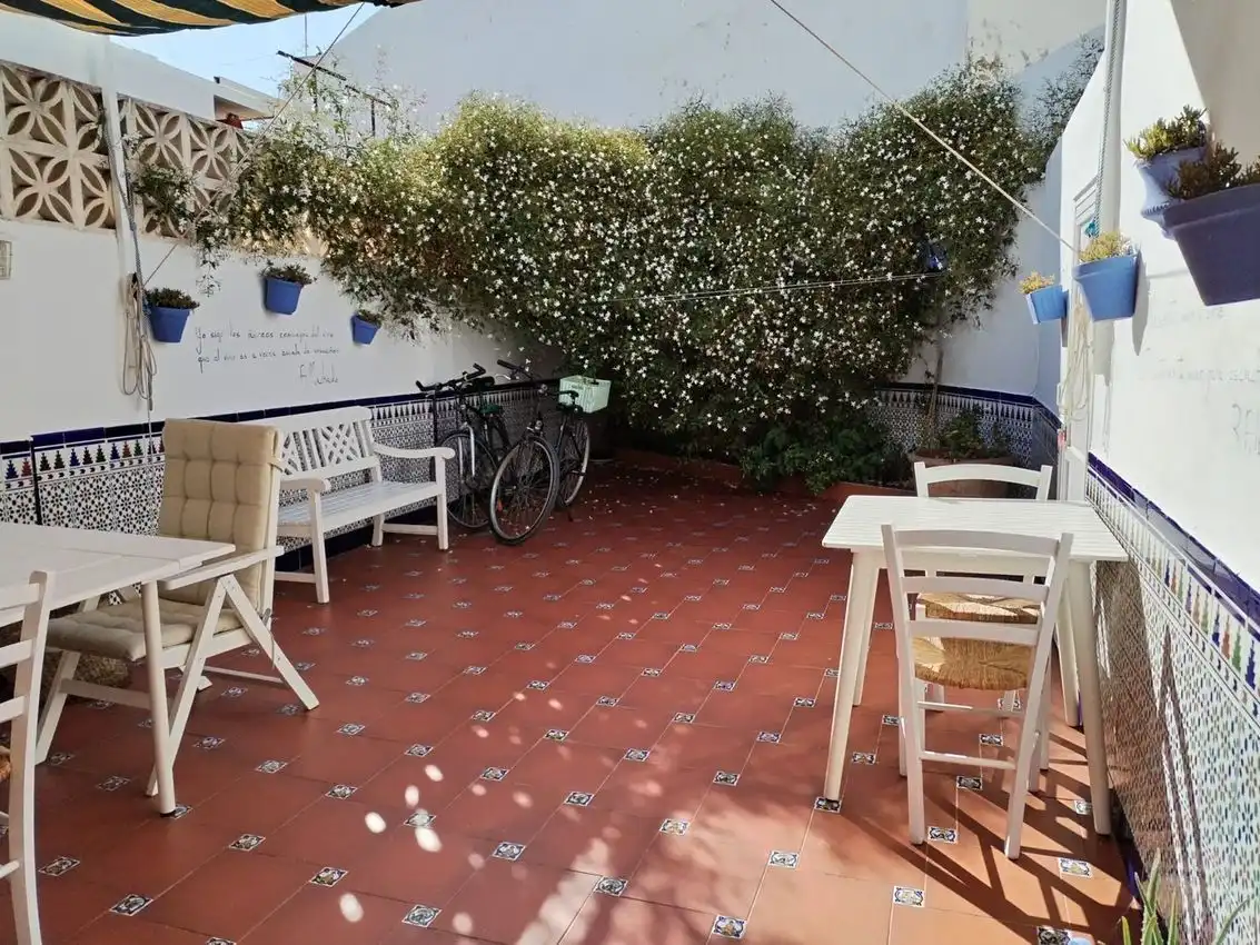 Terrassa de Casa adosada en venda en Chipiona amb Traster