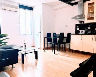 Dining room of Duplex to rent in  Madrid Capital  with Air Conditioner, Heating and Parquet flooring