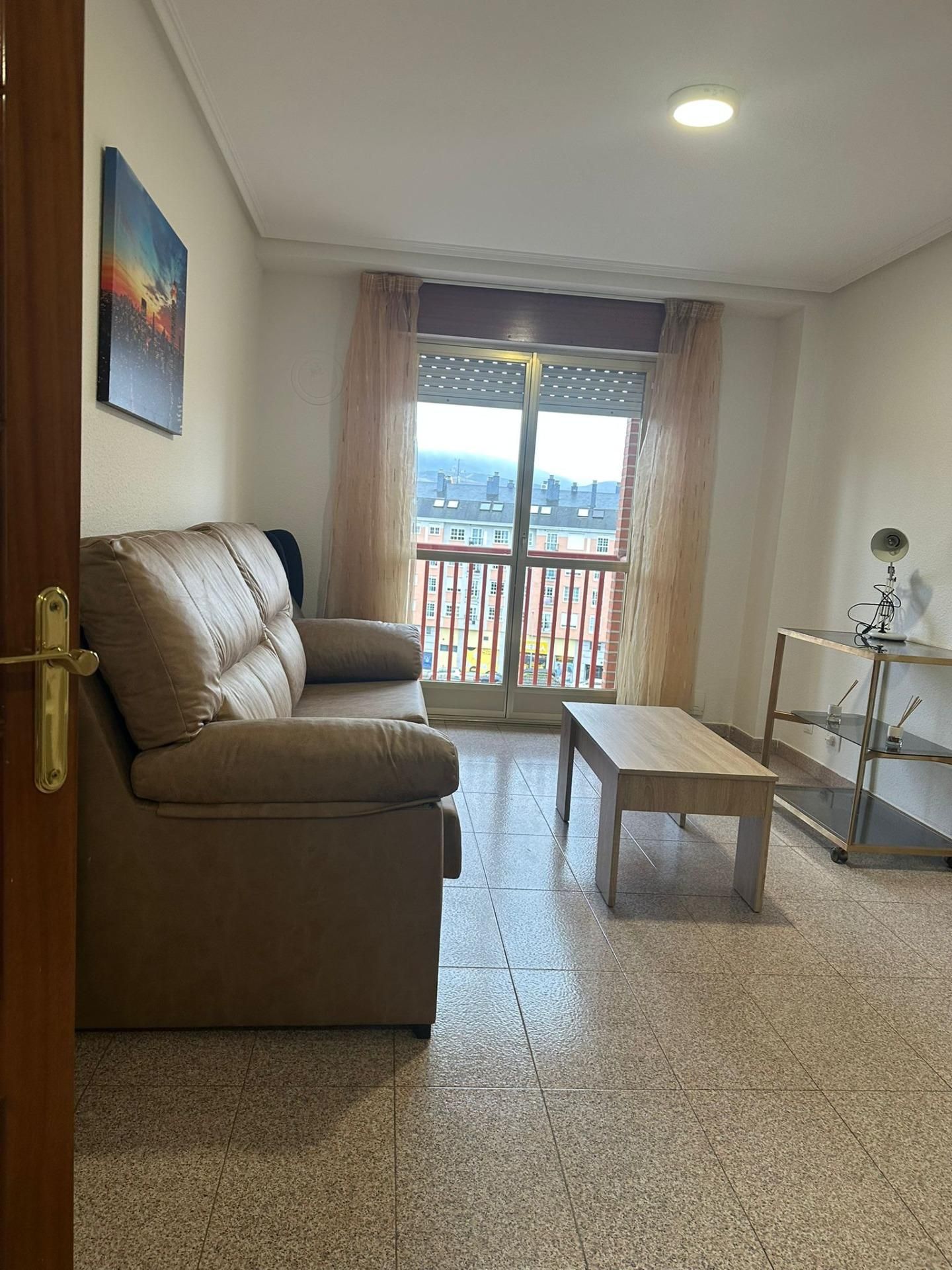 Dormitori de Pis de lloguer en Ponferrada amb Calefacció, Traster i Balcó