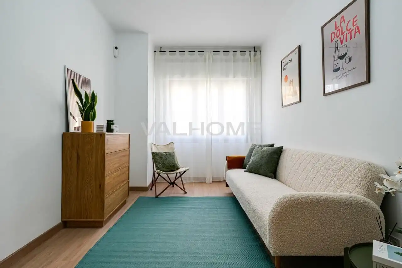 Wohnzimmer von Wohnungen zum Verkauf in Barcelona mit Klimaanlage, Heizung und Balkon