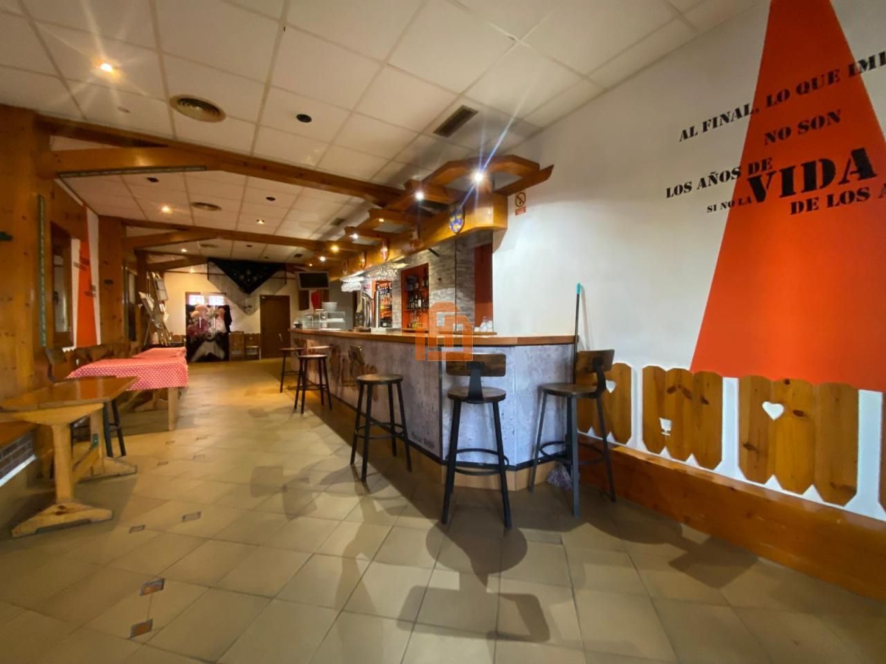 Premises to rent in Villaquilambre  with Furnished