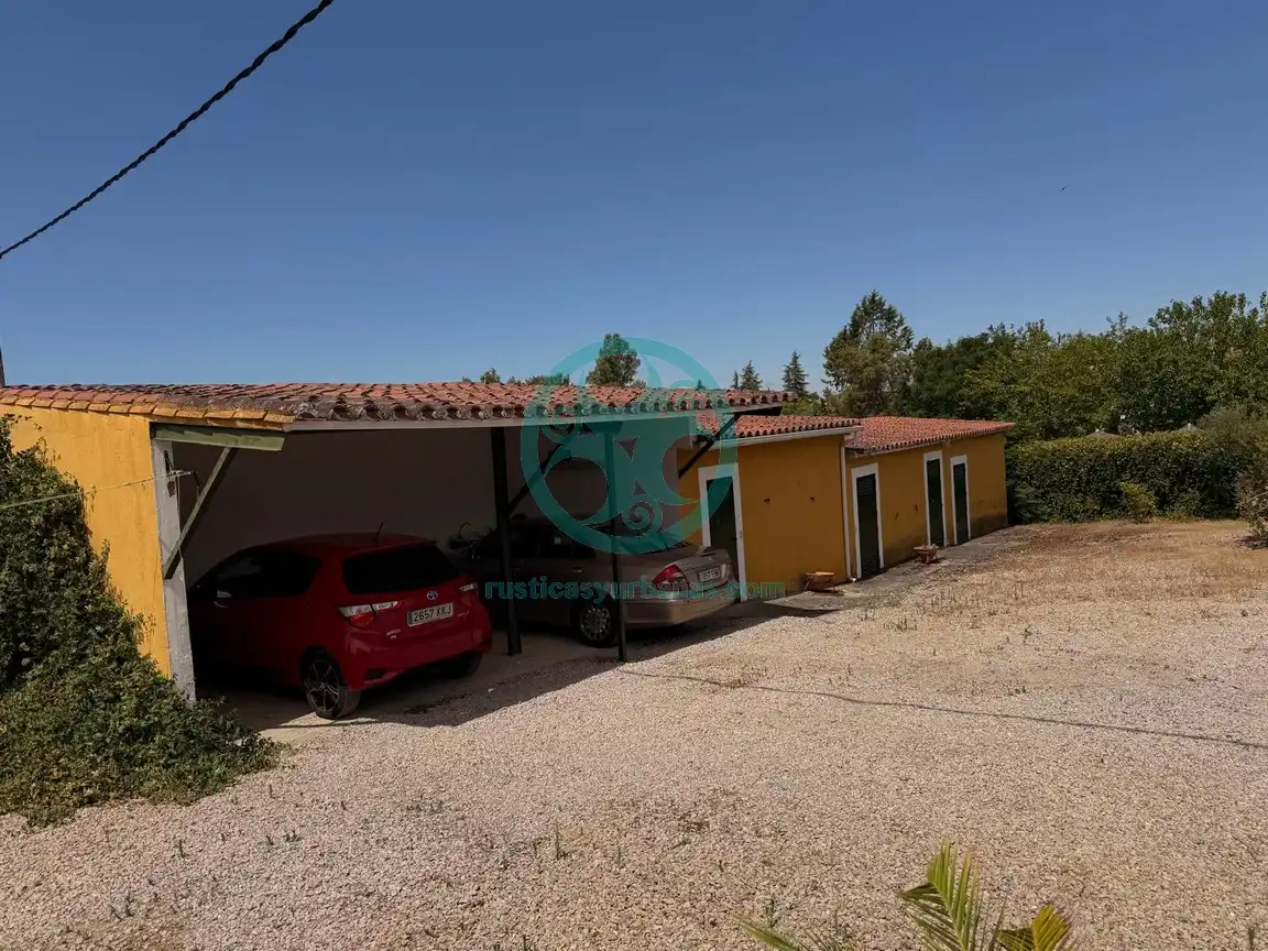 Parking de Casa o chalet en venta en Casar de Cáceres con Aire acondicionado, Calefacción y Jardín privado