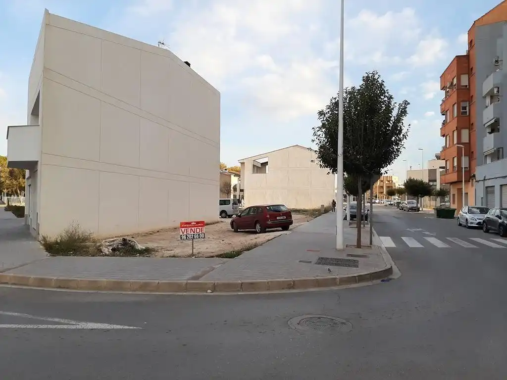 Terreny residencial en venda a Parque de la Bombilla