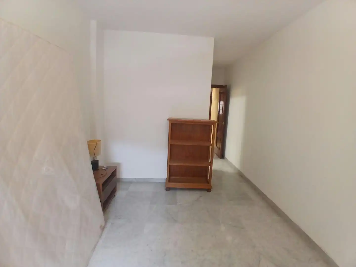 Wohnung zur Miete in Málaga mit Klimaanlage und Alarm