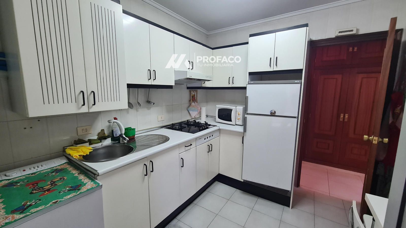 Kitchen of Flat to rent in O Carballiño    with Heating, Terrace and Furnished