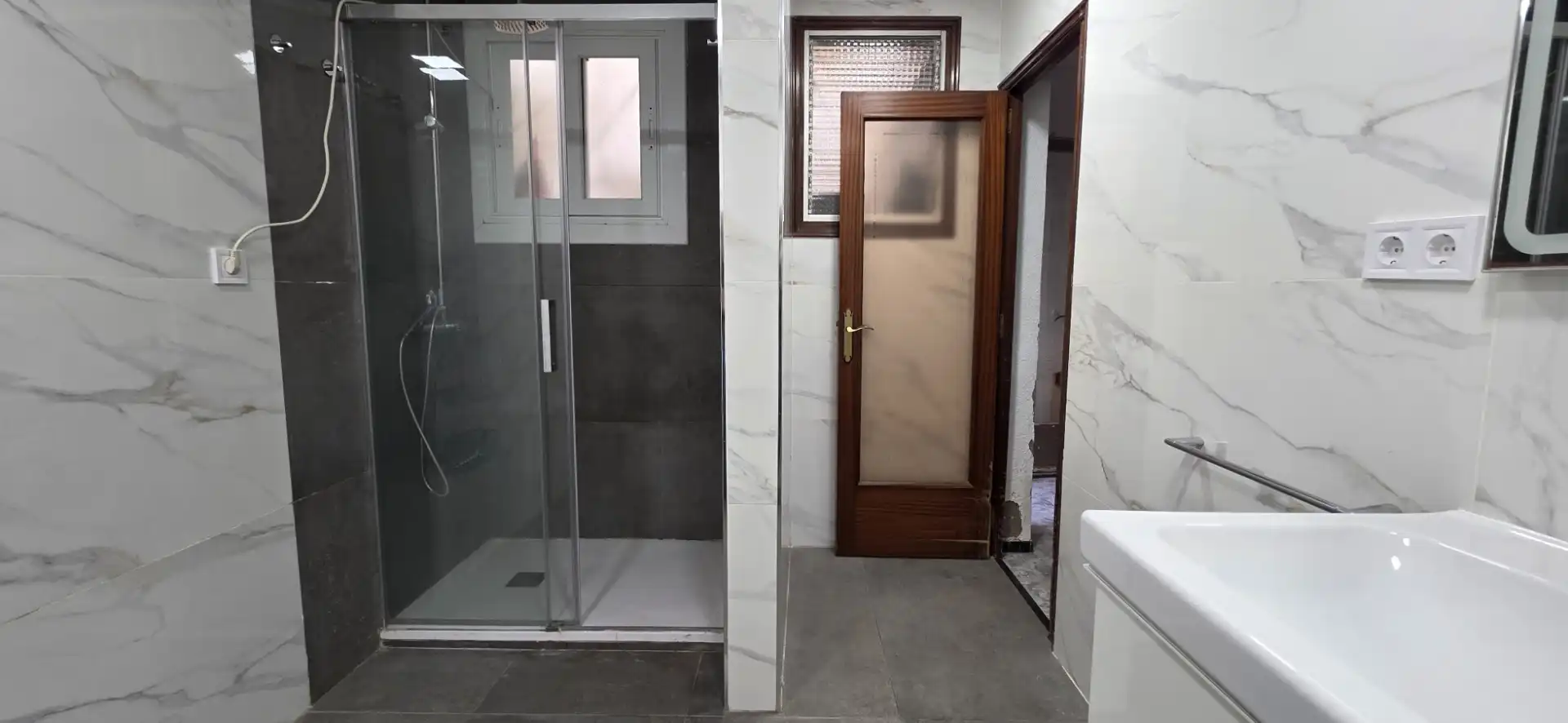Baño de Casa adosada en venta en Terrassa con Aire acondicionado, Calefacción y Terraza