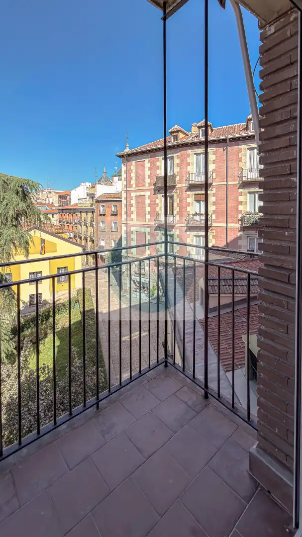 Exterior view of Flat for rent in Madrid  with Air Conditioner, Heating and Terrace