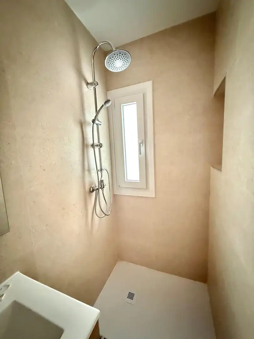 Badezimmer von Wohnungen zum Verkauf in Badajoz mit Terrasse und Balkon