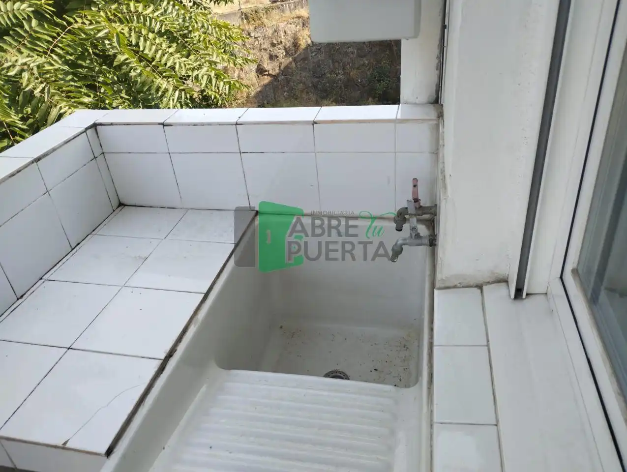 Jardín de Piso en venta en Ourense Capital  con Calefacción y Amueblado