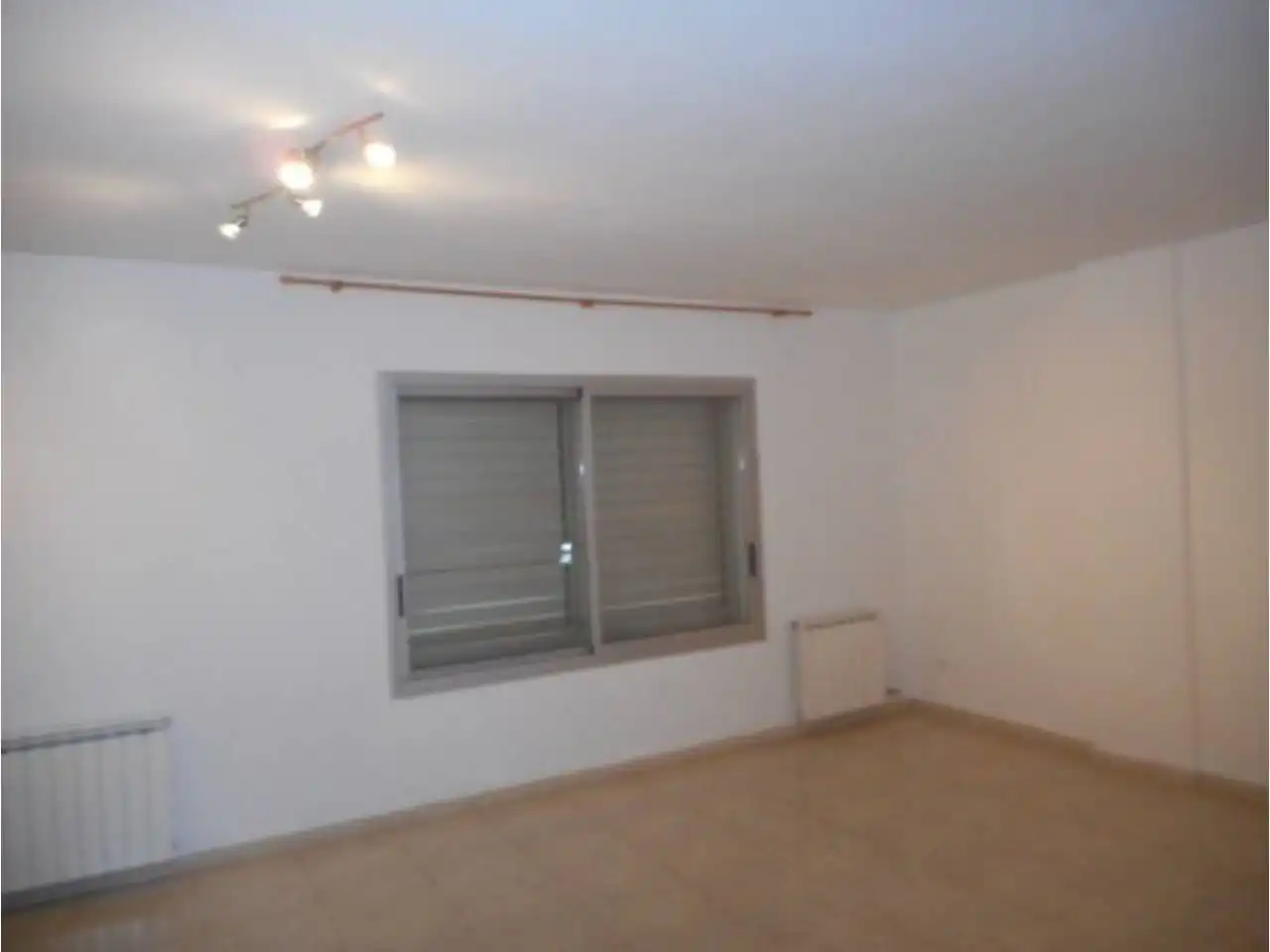 Living room of Flat for sale in Salt  with Heating and Balcony