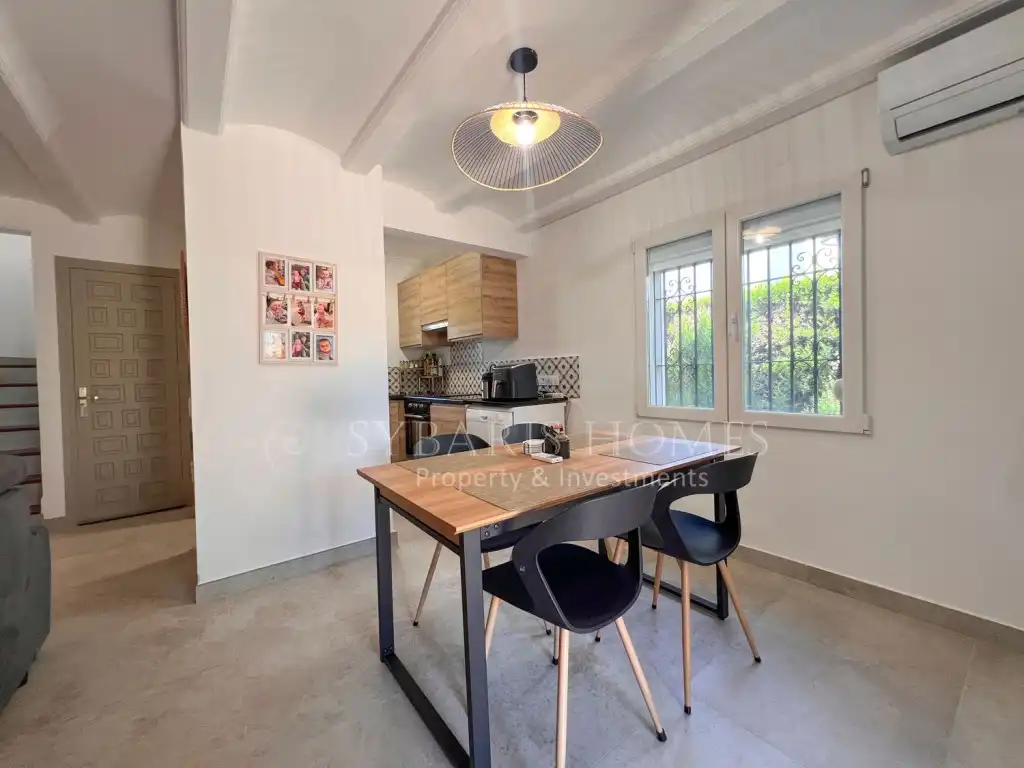 Casa a schiera con piscina in vendita a Calle Oliba, imagen 3