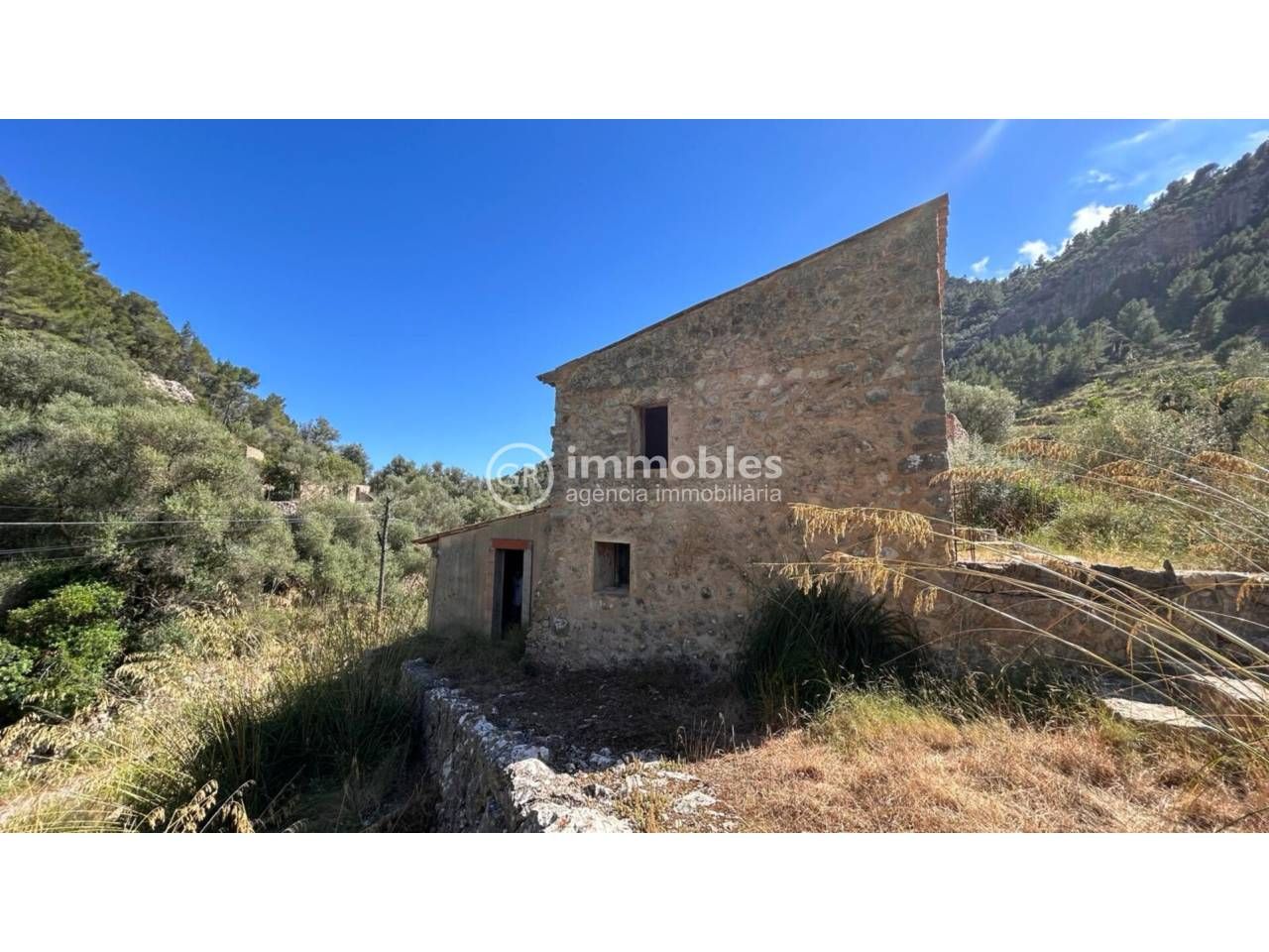 Finca rústica en venta en Alaró