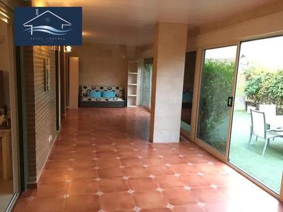 Planta baja to rent in Alicante / Alacant  with Air Conditioner, Heating and Private garden