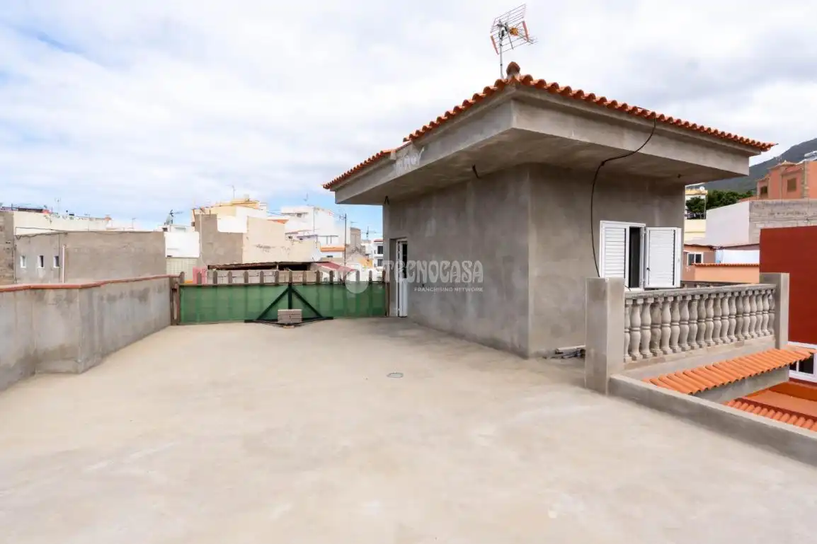 Casa aparellada en venda a Casco Urbano, imagen 43