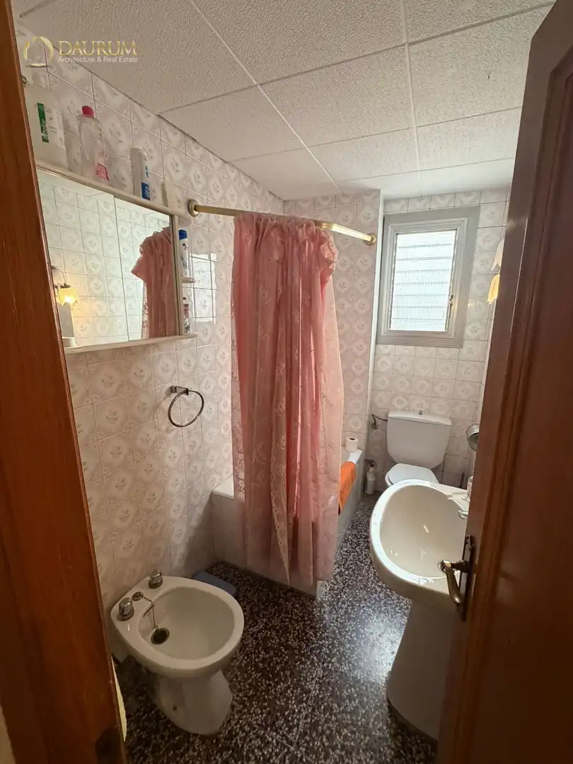 Bathroom of Houses for sale in Manises  with Air Conditioner, Terrace and Furnished