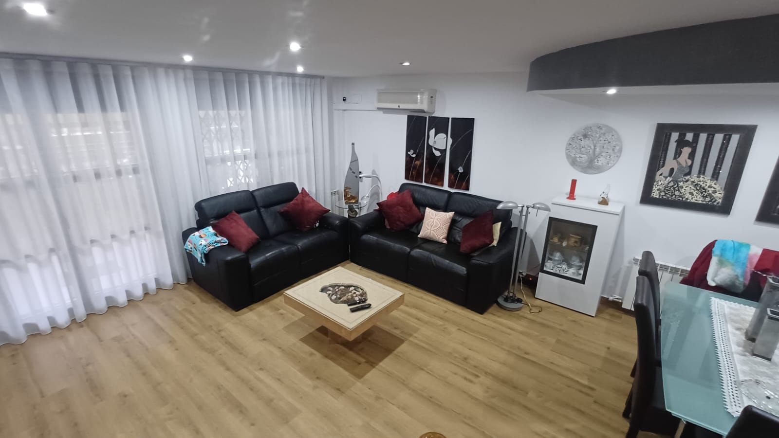 Sala d'estar de Casa adosada en venda en Alcoletge amb Aire condicionat, Calefacció i Jardí privat