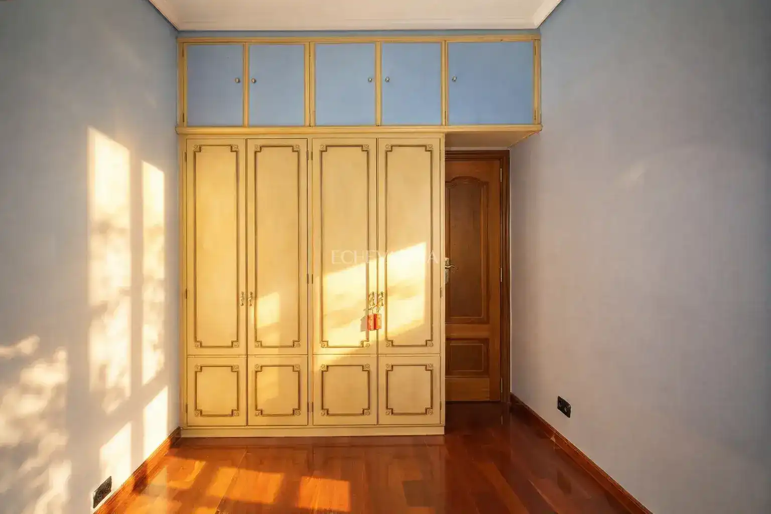 Flat for sale in Bilbao   with Heating