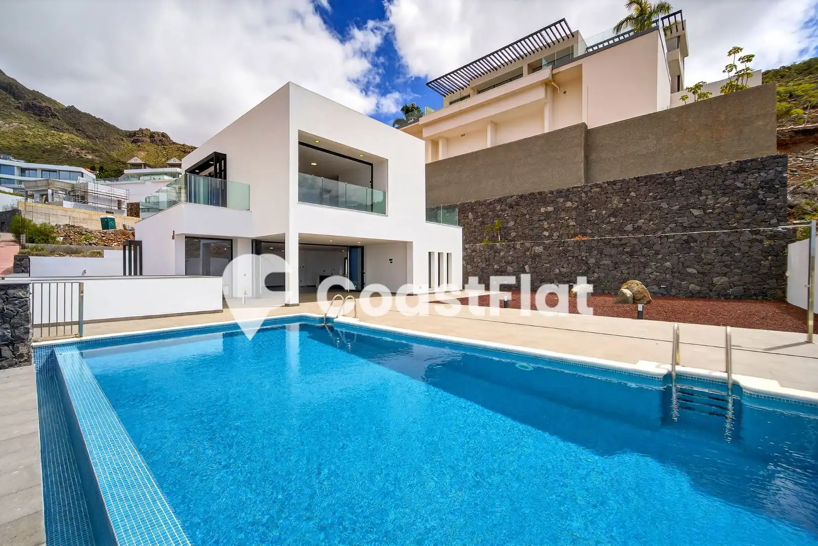 Villa con piscina in vendita a Costa Adeje