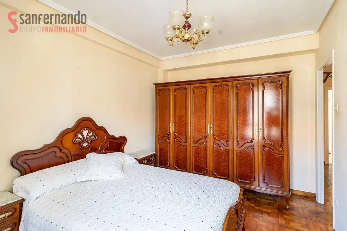Piso con ascensor en venta en Calle Calle Agustín Riancho, imagen 13