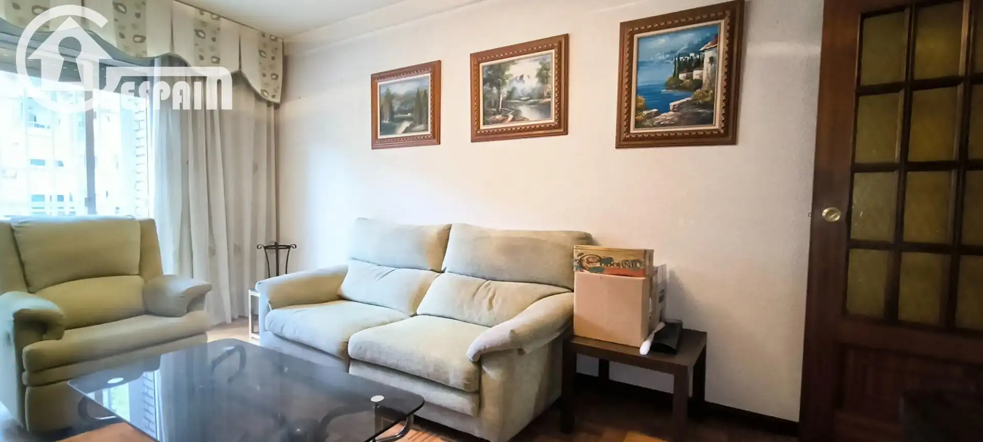 Sala de estar de Piso en venta en Madrid con Calefacción, Terraza y Amueblado