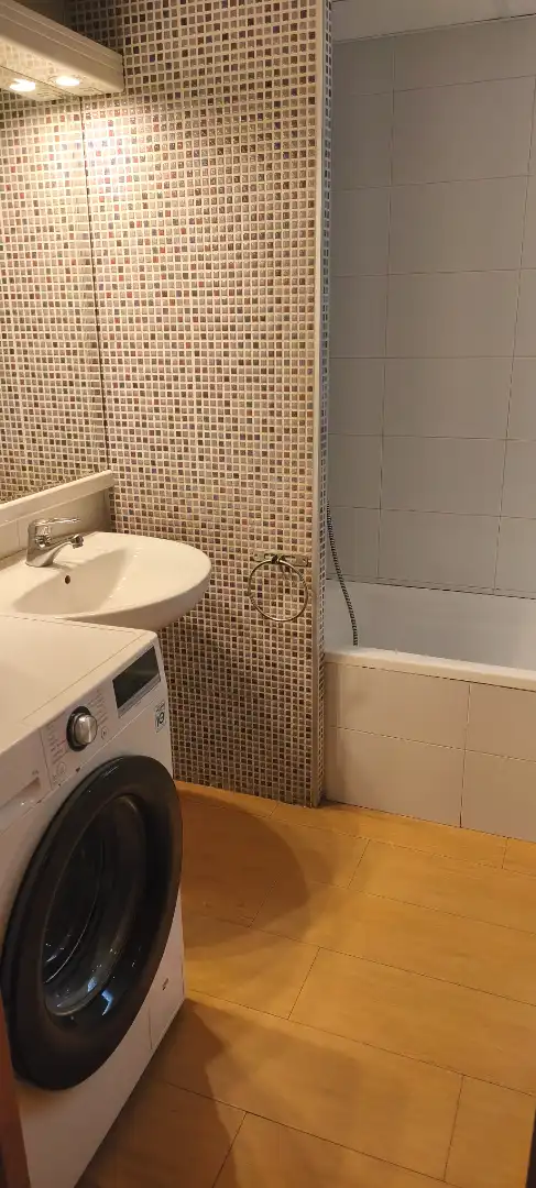 Bany de Casa adosada en venda en Zaragoza amb Aire condicionat, Calefacció i Jardí privat