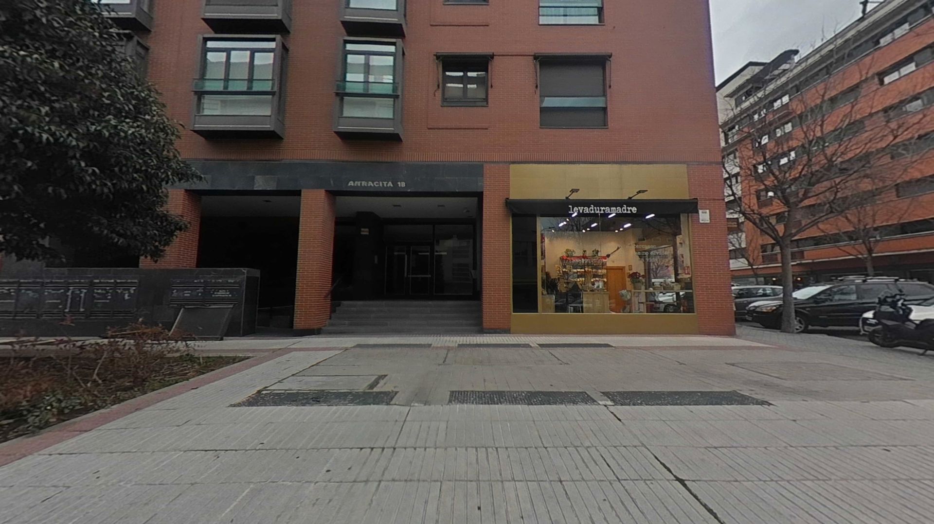 Vista exterior de Pis en venda en  Madrid Capital amb Calefacció, Traster i Forn