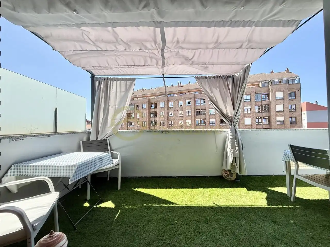Terrassa de Àtic en venda en Avilés amb Calefacció, Terrassa i Traster