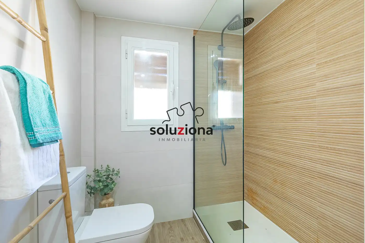 Bathroom of Flat for sale in San Isidro