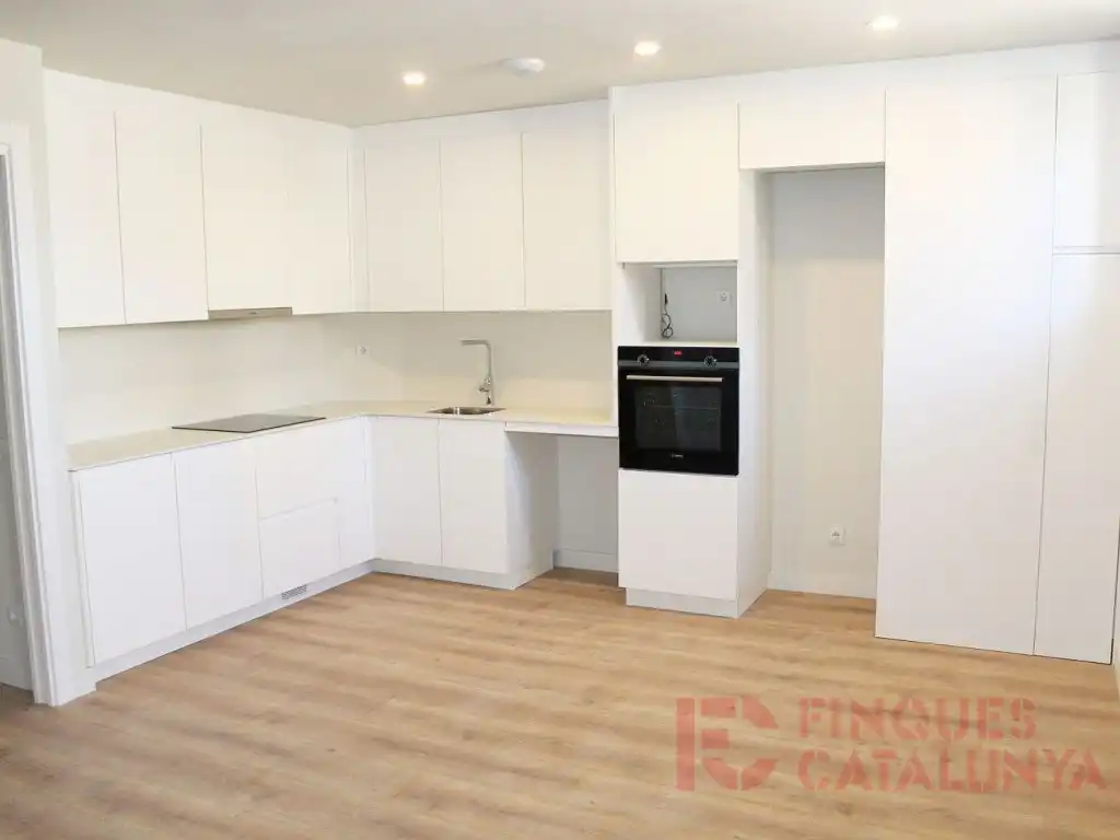 Cocina de Dúplex en venta en Girona con Aire acondicionado