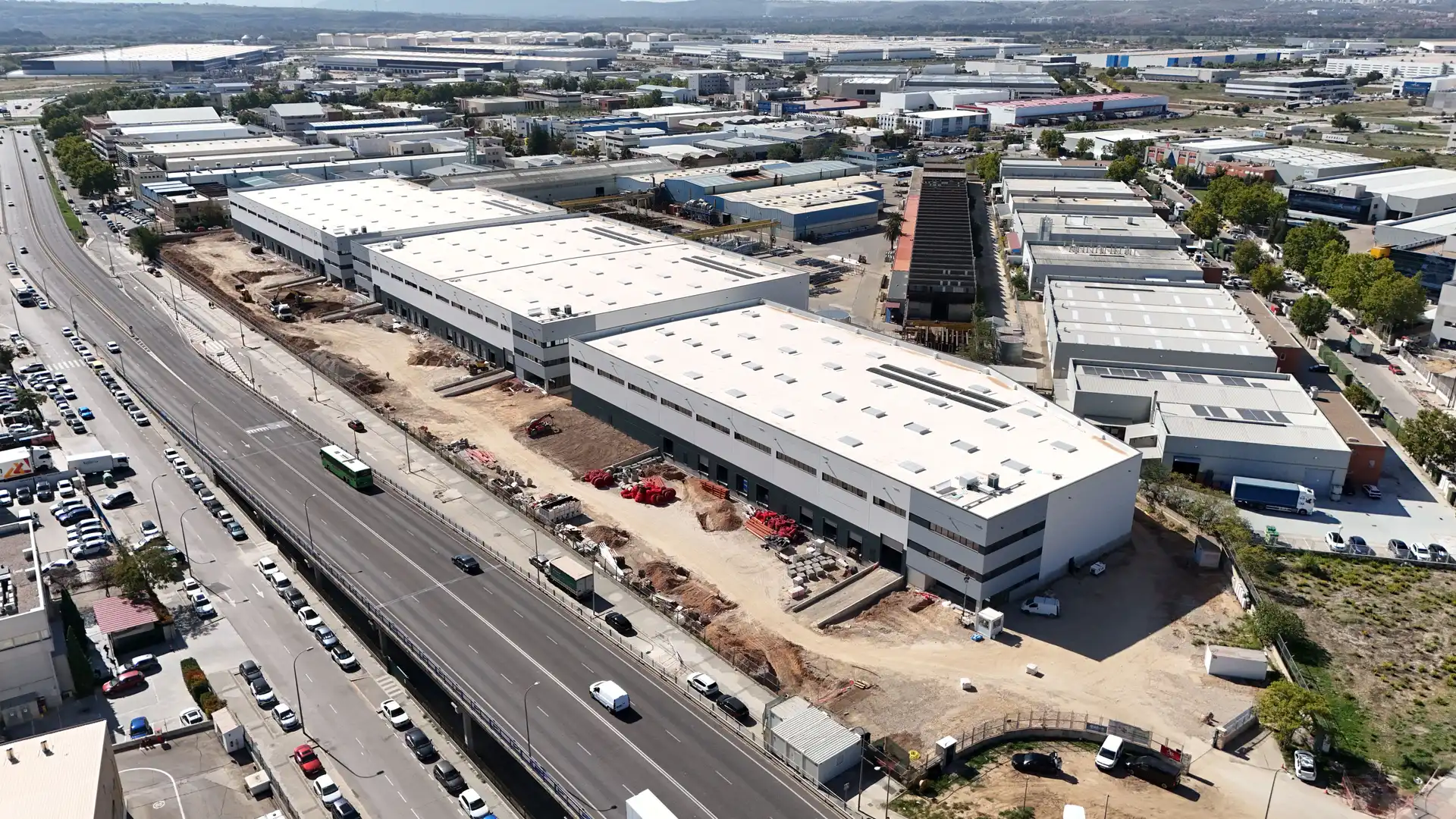 Außenansicht von Fabrikhallen zur Miete in Torrejón de Ardoz