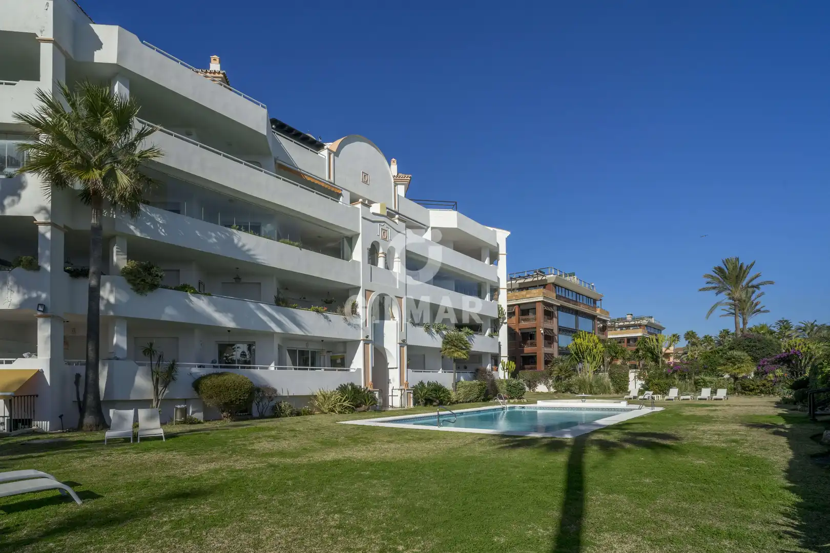 Vista exterior de Apartamento en venta en Marbella con Calefacción, Jardín privado y Trastero
