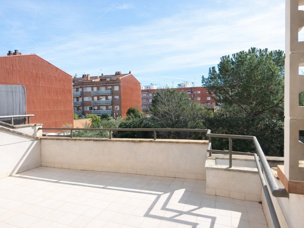 Duplex for sale in Calle Eugeni D'Ors, Els Monjos