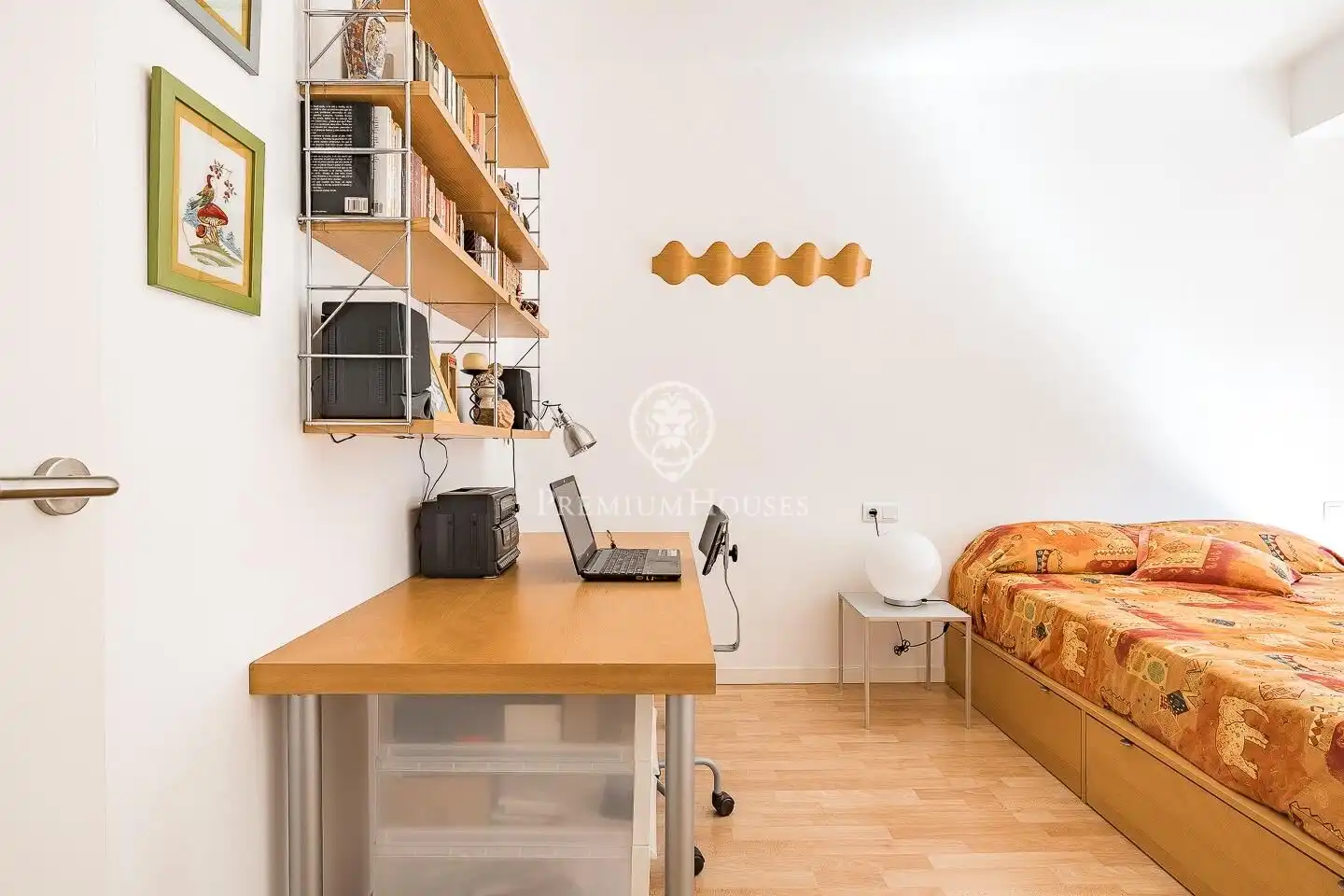 Dormitori de Apartament en venda en Barcelona amb Aire condicionat, Calefacció i Terrassa