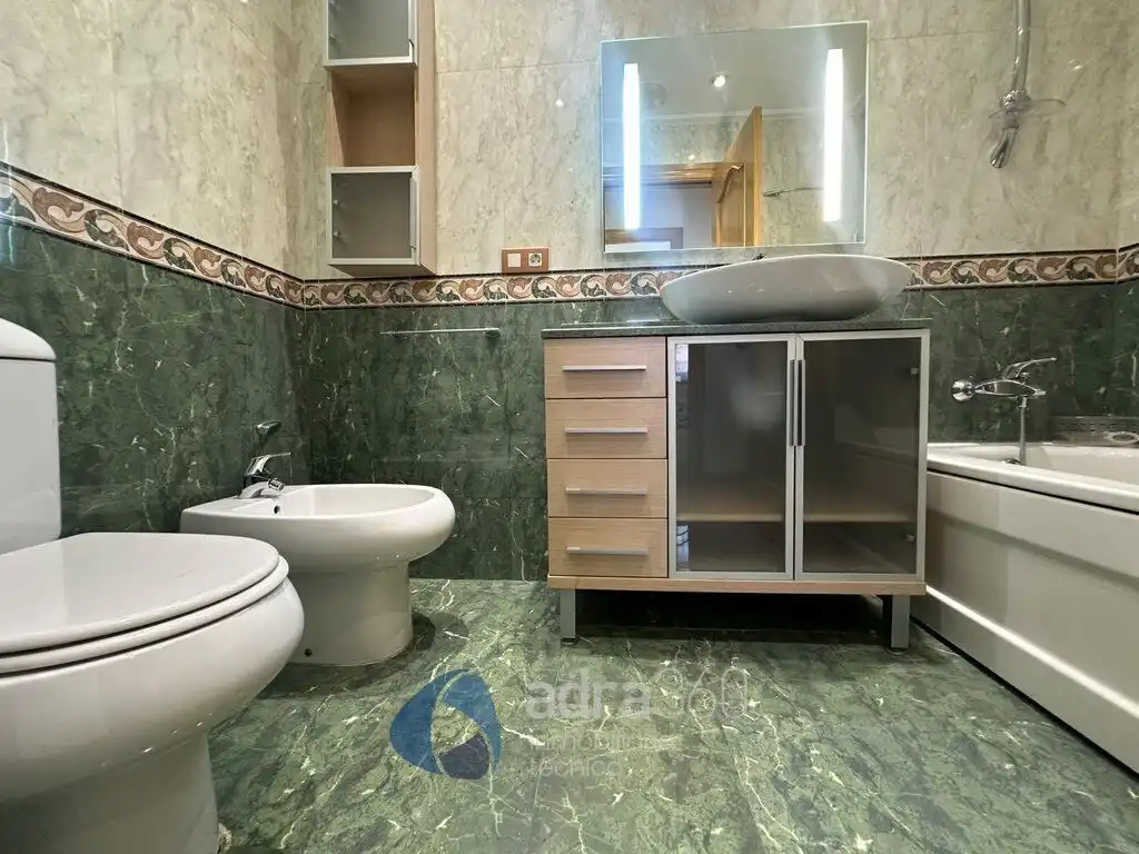 Flat for rent in Estambrera, Cascajos - Piqueras