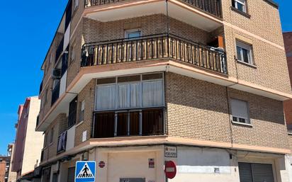 Exterior view of Premises for sale in  Zaragoza Capital