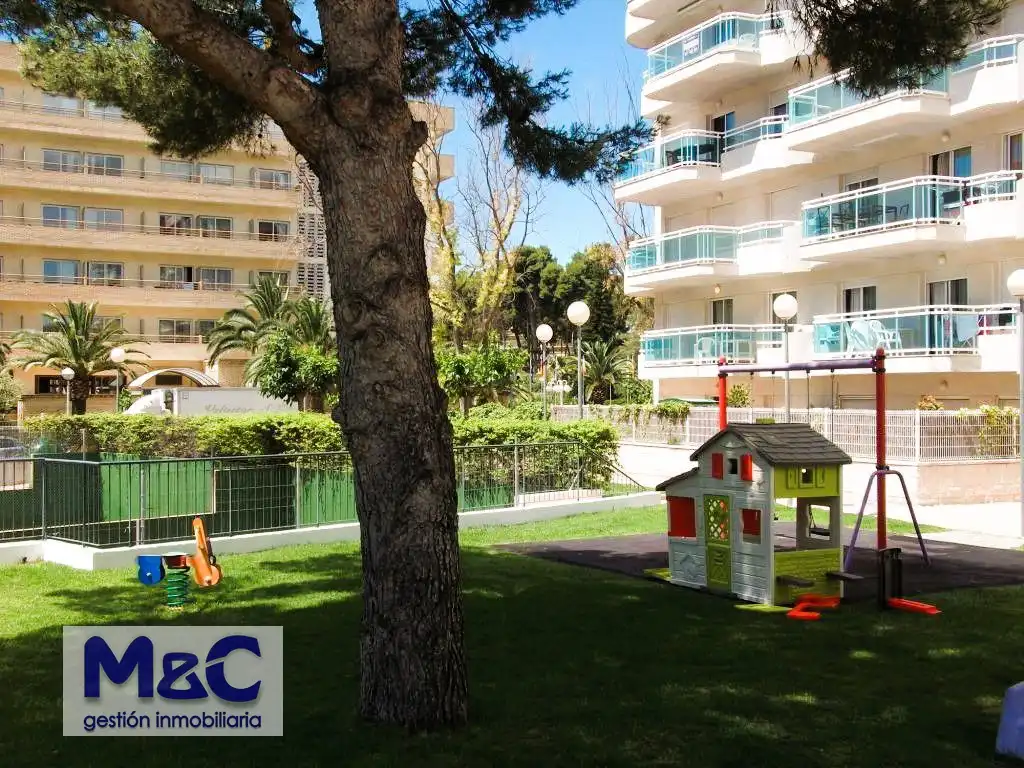 Vista exterior de Àtic en venda en Salou amb Aire condicionat, Calefacció i Terrassa