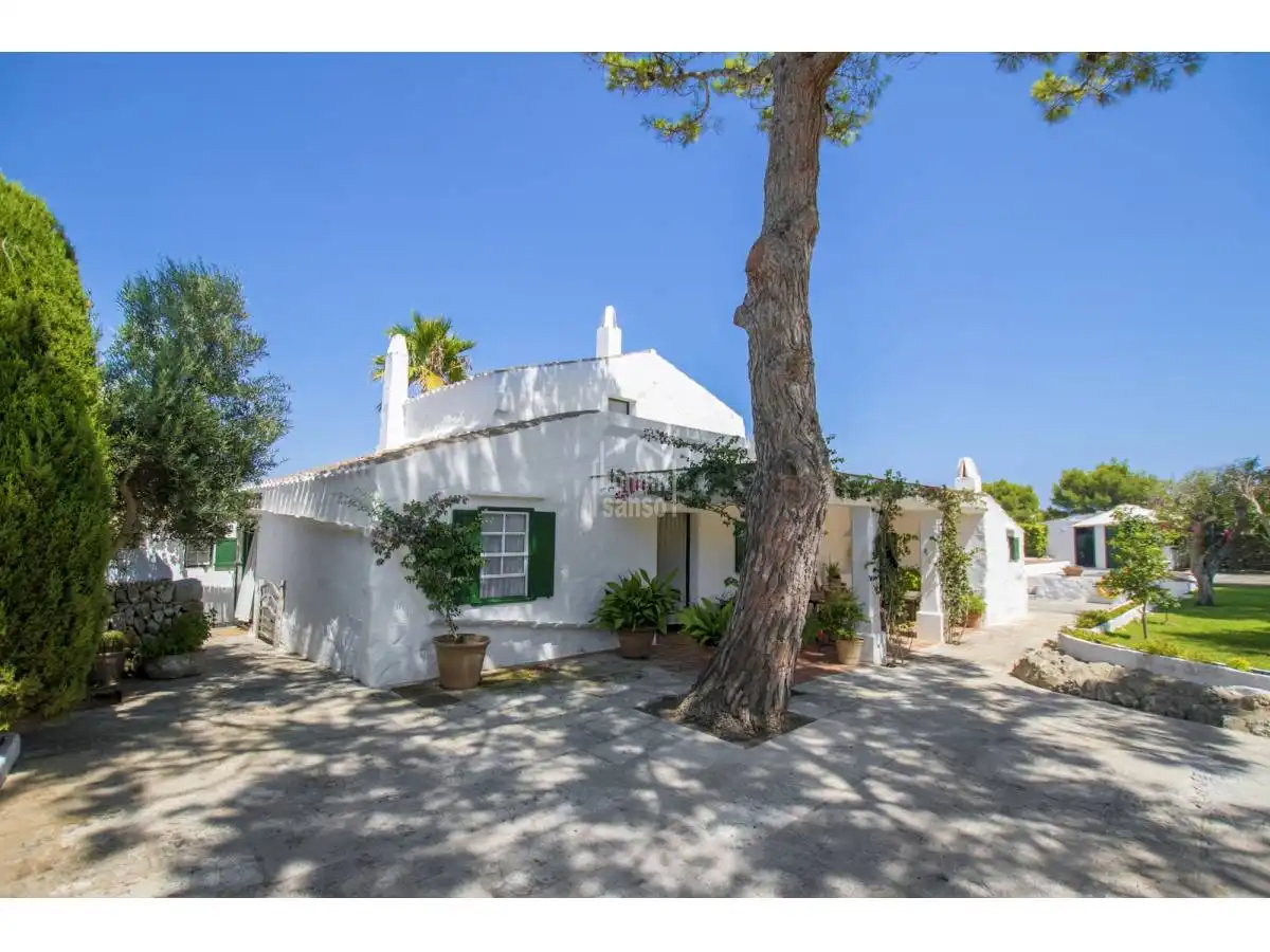 Casa rústica amb piscina en venda a Sant Lluís - S'Ullestrar - Torret