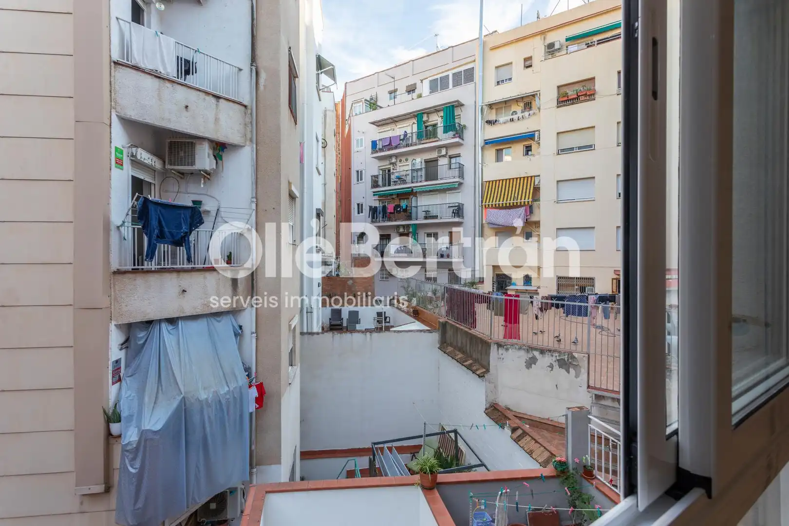 Terraza de Piso en venta en Nou Barris